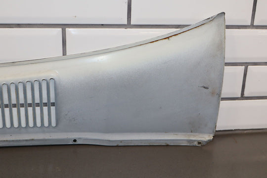 96 - 98 Lexus LX450 Metal Cowl Vent Panel Repainted White