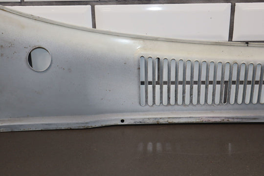 96 - 98 Lexus LX450 Metal Cowl Vent Panel Repainted White