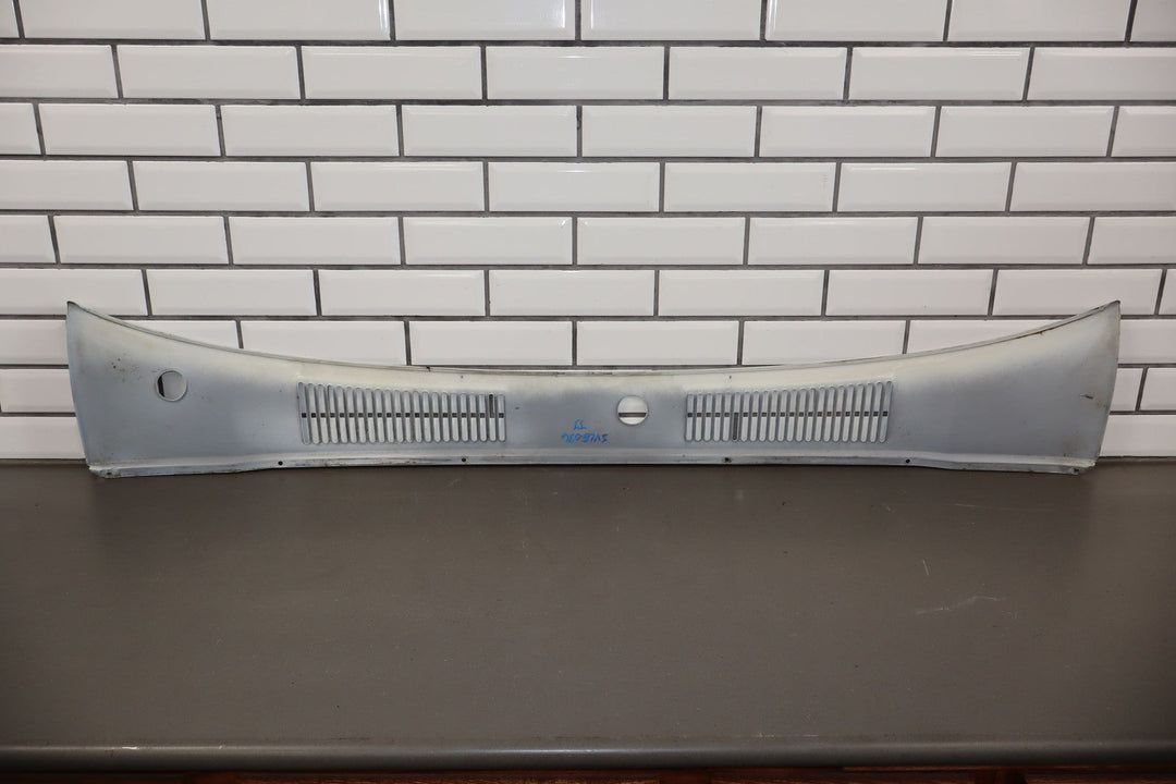 96 - 98 Lexus LX450 Metal Cowl Vent Panel Repainted White