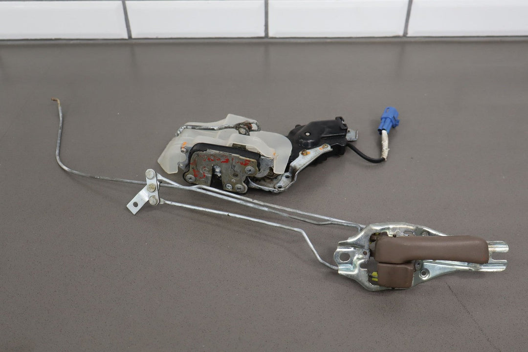 96 - 98 Lexus LX450 Right Passenger Rear Door Latch W/Rods & Inside Handle