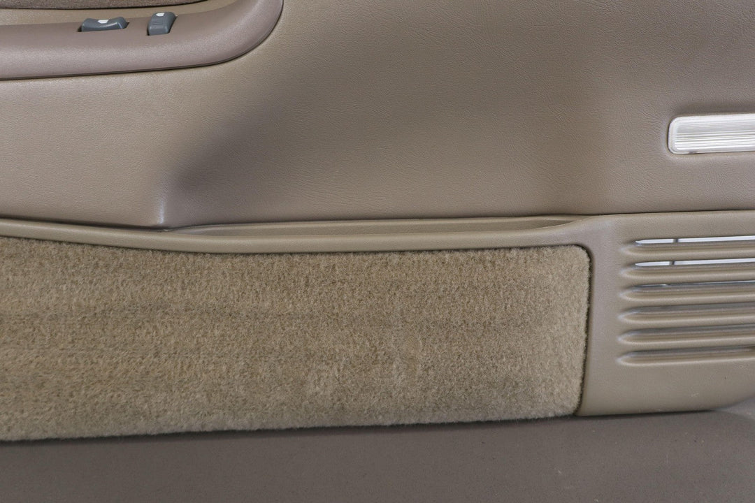 96 - 99 Chevy GMC Sierra Silverado GMT400 Right Front Door Panel Neutral 52D OEM