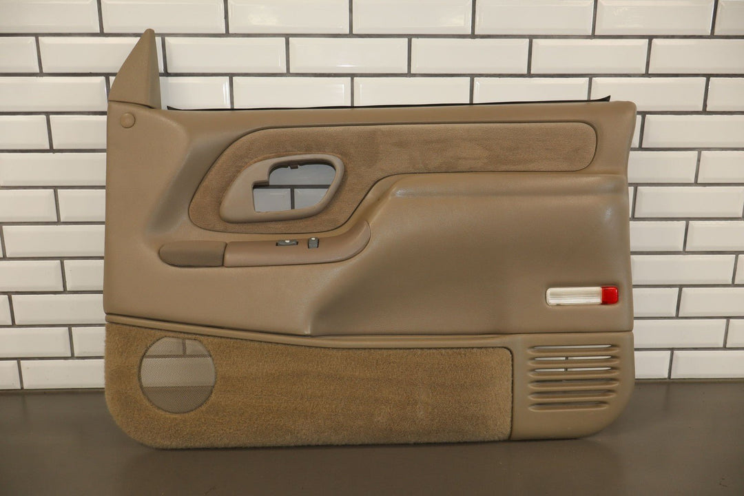 96 - 99 Chevy GMC Sierra Silverado GMT400 Right Front Door Panel Neutral 52D OEM