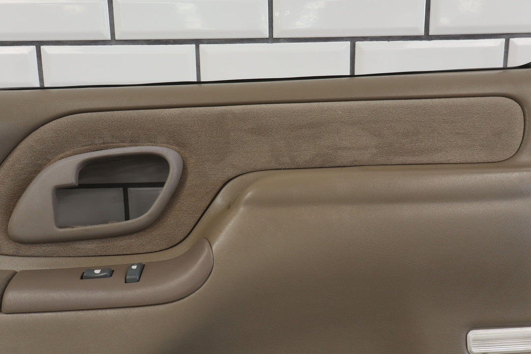 96 - 99 Chevy GMC Sierra Silverado GMT400 Right Front Door Panel Neutral 52D OEM