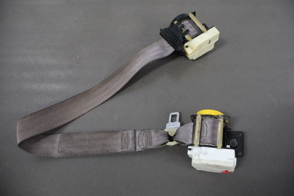 Front Seat Belt, 1999, Chevrolet, Corvette