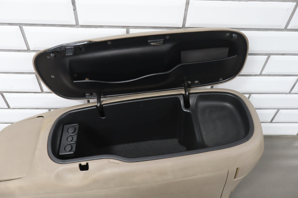 1996 GMC Suburban- Centre Console
