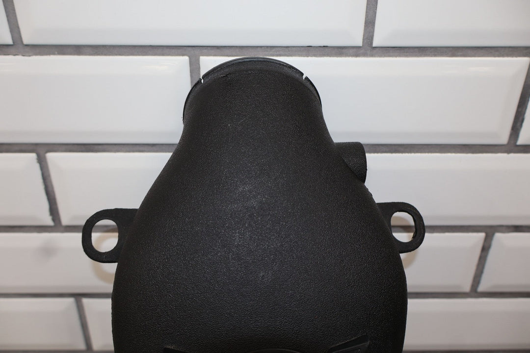 97 - 00 Corvette C5 5.7L Air Cleaner Intake Tube Box Base Lid Straps *No MAF*