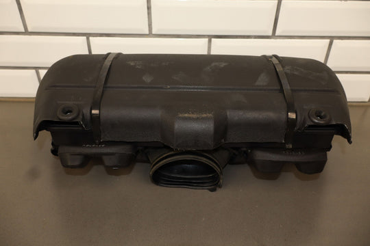 97 - 00 Corvette C5 5.7L Air Cleaner Intake Tube Box Base Lid Straps *No MAF*