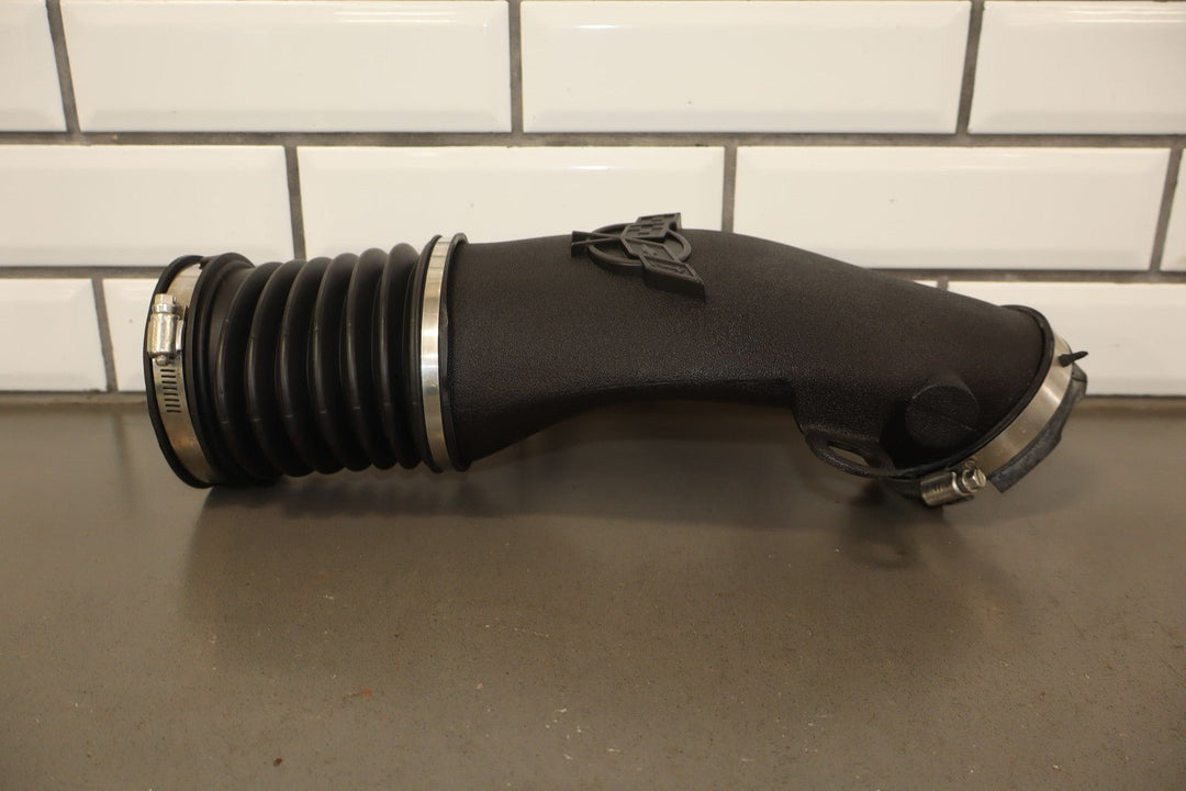 97 - 00 Corvette C5 5.7L Air Cleaner Intake Tube Only