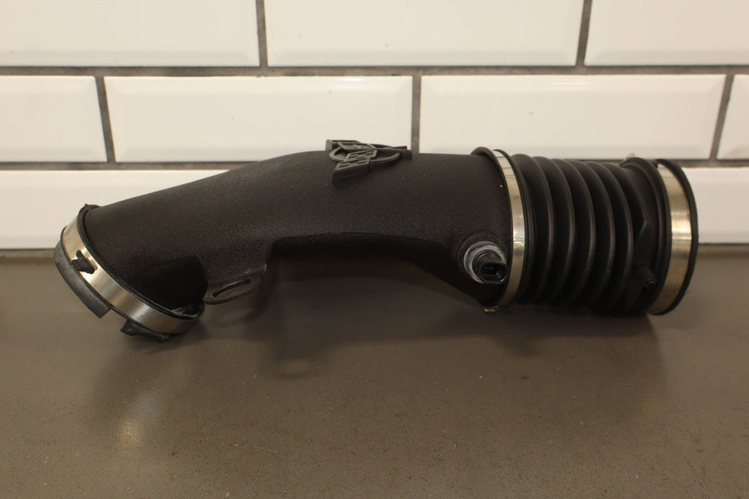 97 - 00 Corvette C5 5.7L Air Cleaner Intake Tube Only