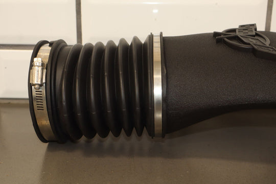 97 - 00 Corvette C5 5.7L Air Cleaner Intake Tube Only