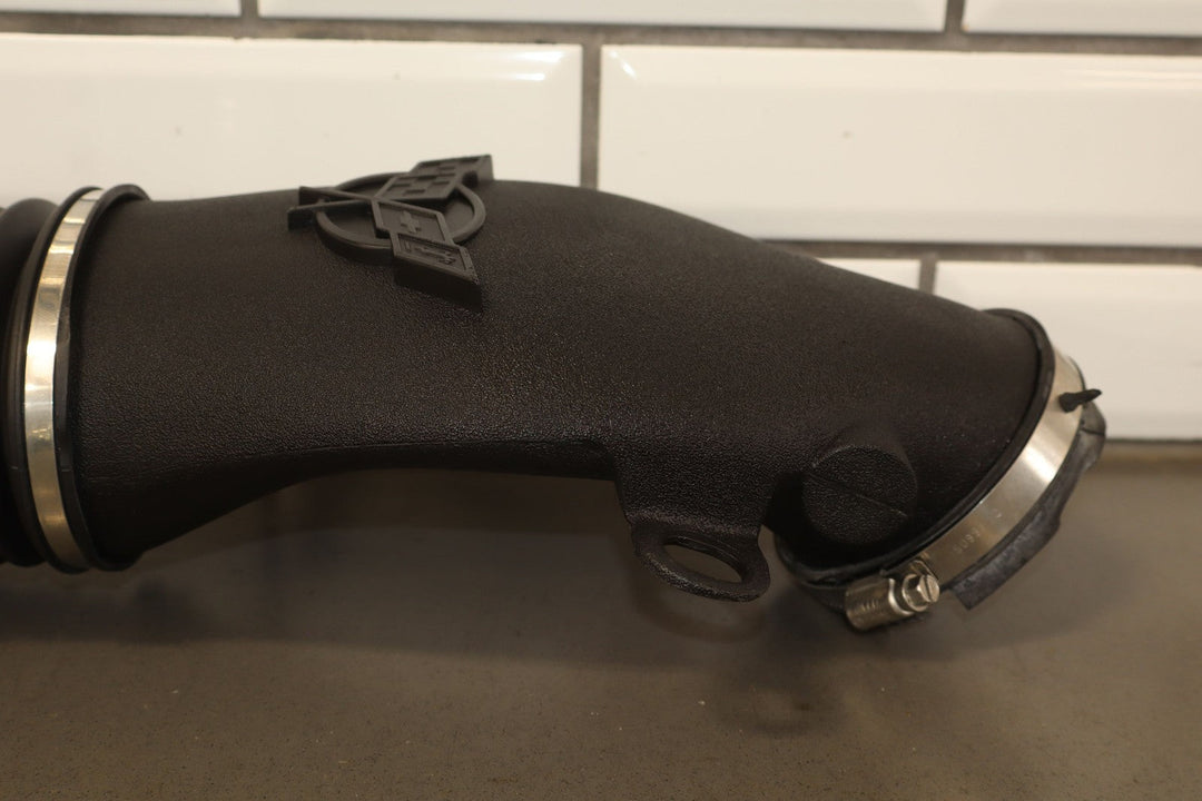 97 - 00 Corvette C5 5.7L Air Cleaner Intake Tube Only