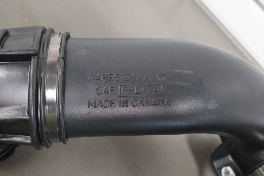 97 - 02 Plymouth Chrysler Prowler Air Intake Cleaner Tube Lid Airbox Base