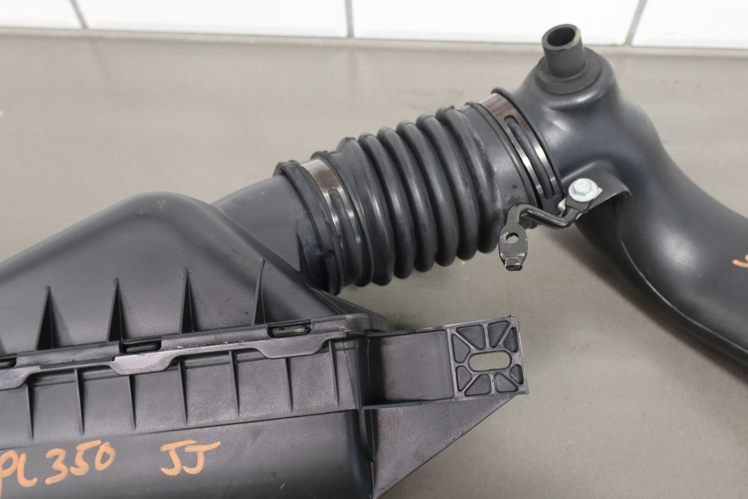 97 - 02 Plymouth Chrysler Prowler Air Intake Cleaner Tube Lid Airbox Base