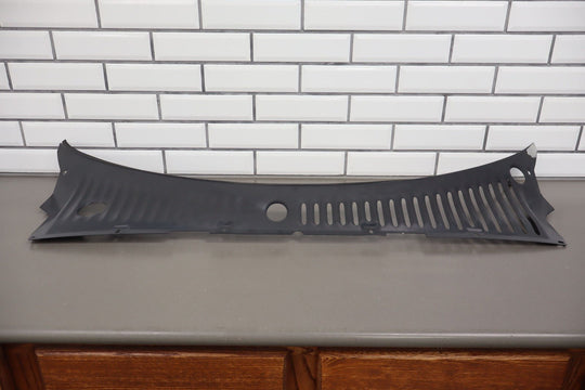 97 - 02 Plymouth Chrysler Prowler Front Center Cowl Vent Panel W/Seal - Matte Black