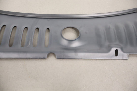 97 - 02 Plymouth Chrysler Prowler Front Center Cowl Vent Panel W/Seal - Matte Black