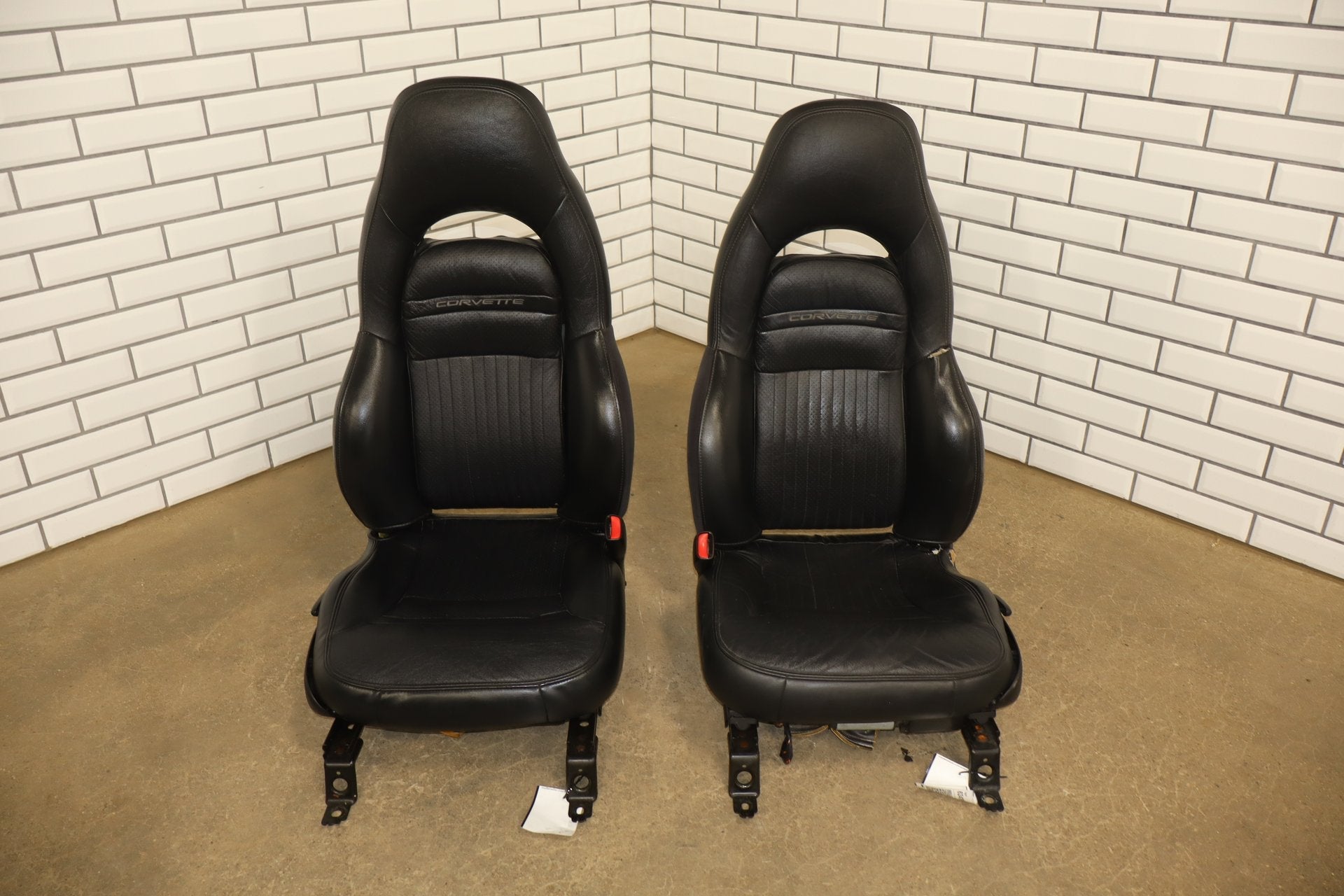 97-04 Chevrolet Corvette C5 Sport Leather Seats Set Black 193 | Leather Issues