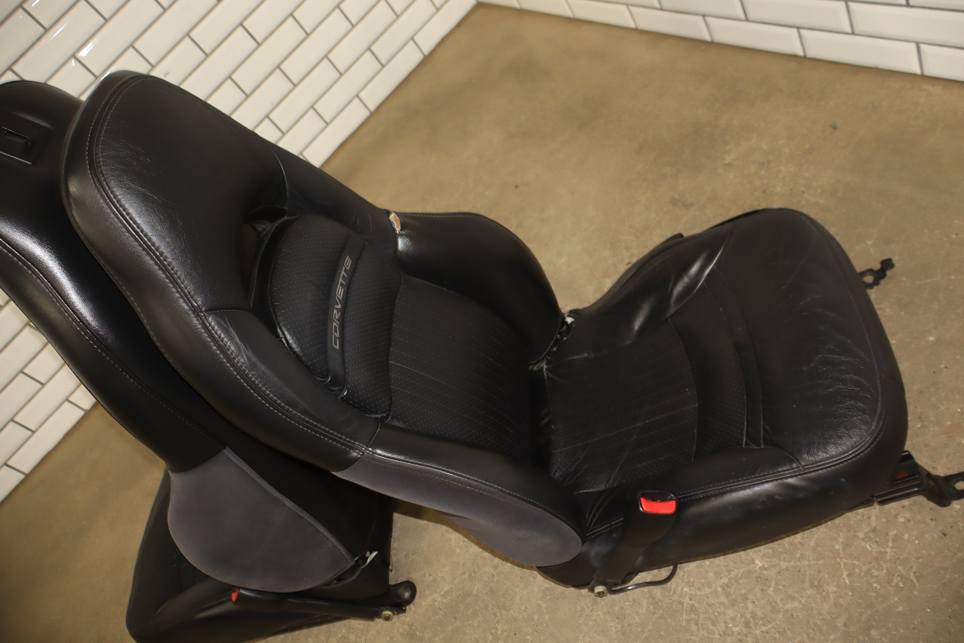 97-04 Chevrolet Corvette C5 Sport Leather Seats Set Black 193 | Leather Issues