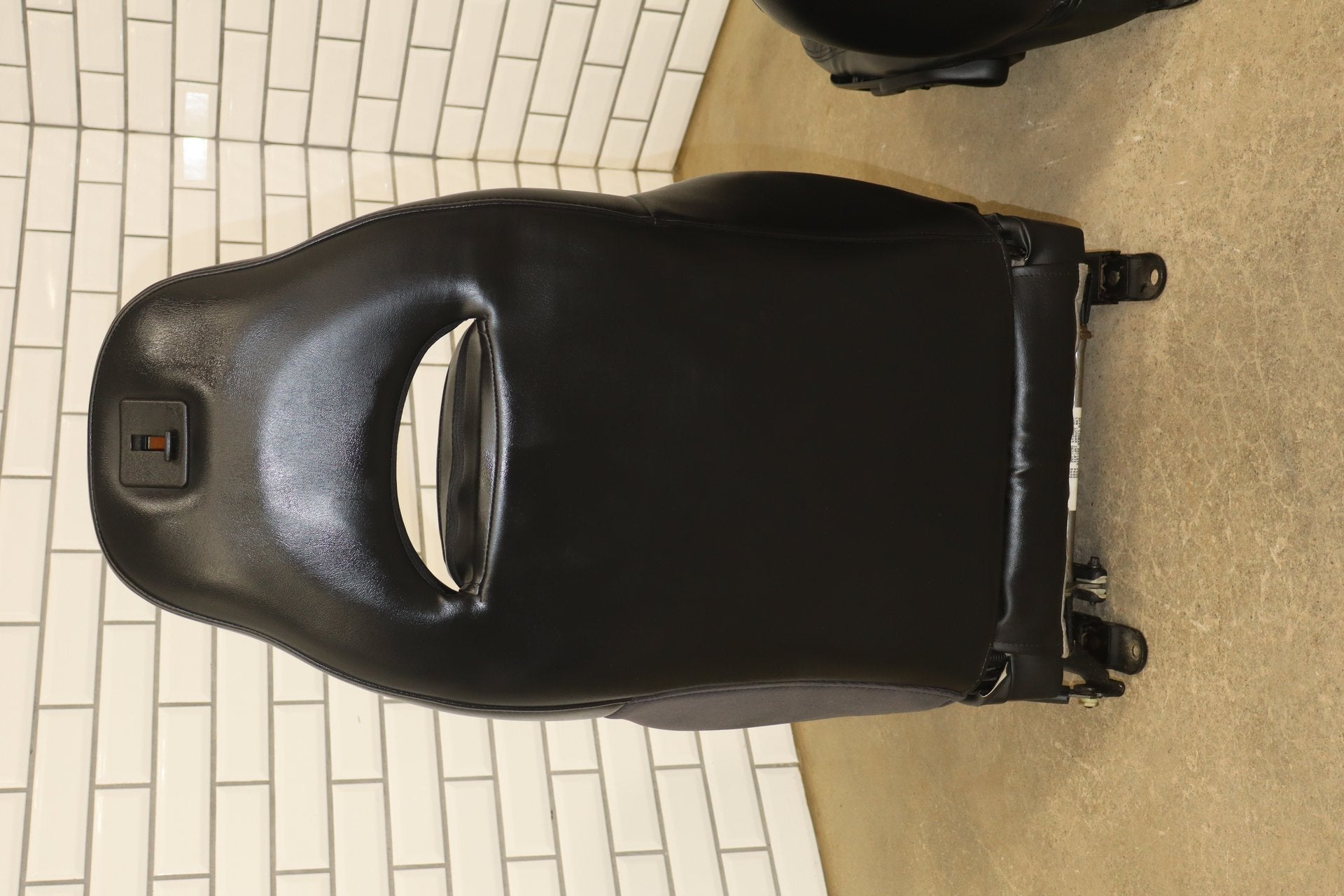 97-04 Chevrolet Corvette C5 Sport Leather Seats Set Black 193 | Leather Issues