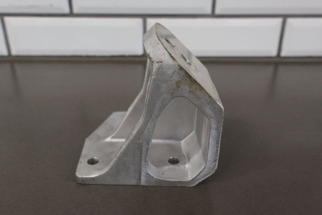 97 - 04 Chevy C5 Corvette 5.7L LS1 OEM Engine Frame Mounts