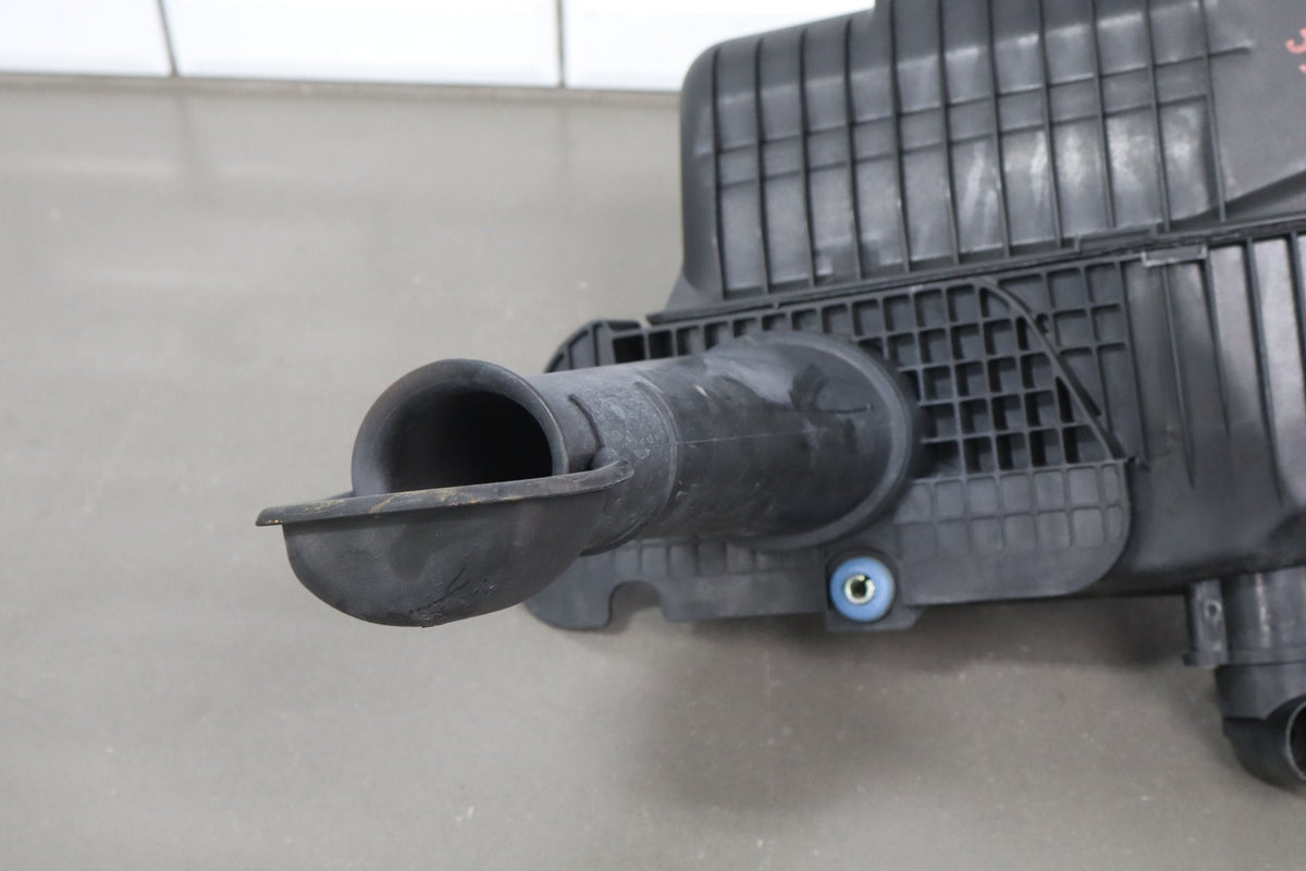 97-04 Porsche Boxster 986 Air Cleaner Box with Intake OEM 2.7L