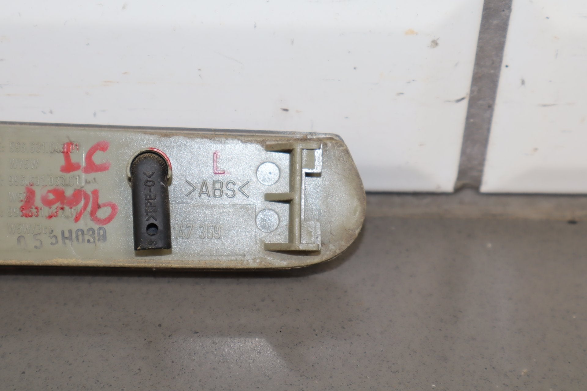 97-04 Porsche Boxster 986 Front Corner Marker Lights Pair OEM