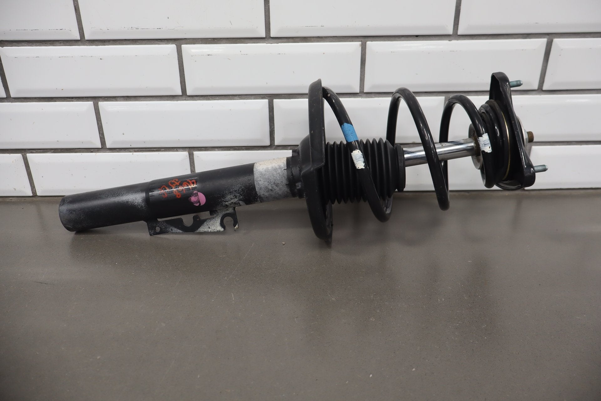 97-04 Porsche Boxster 986 Left Front Suspension Knuckle OEM