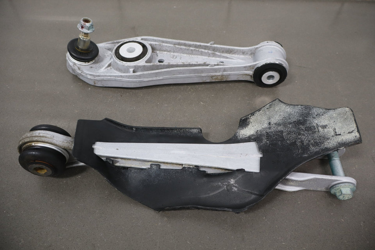 97-04 Porsche Boxster 986 Left Front Suspension Knuckle OEM