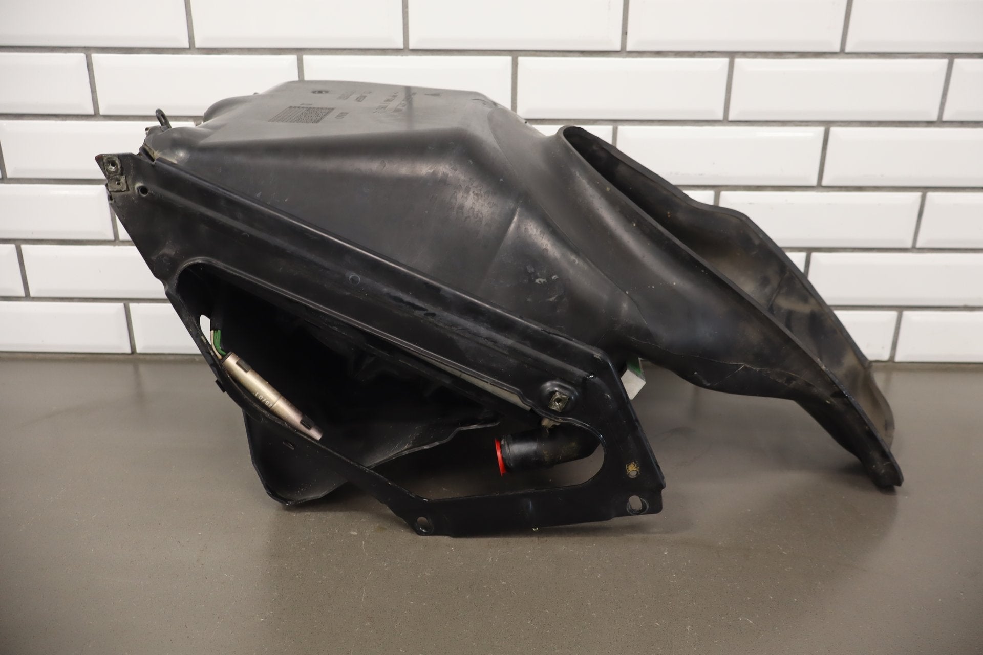 97-04 Porsche Boxster 986 Right Radiator with Fan Shroud OEM