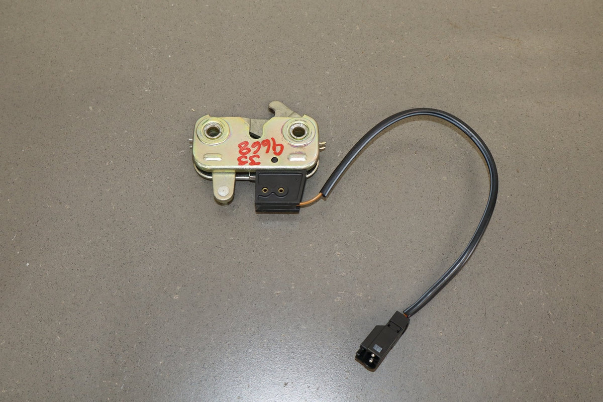 97-04 Porsche Boxster 986 Trunk Lid Latch OEM