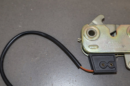 97-04 Porsche Boxster 986 Trunk Lid Latch OEM