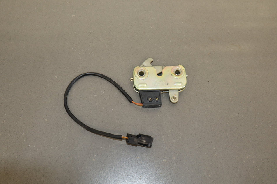 97-04 Porsche Boxster 986 Trunk Lid Latch OEM