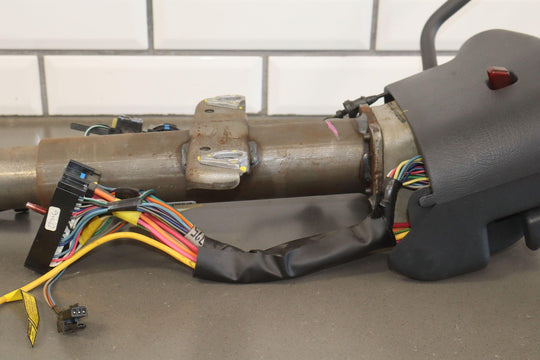 97 Chevy Suburban GMT400 OBS Tilt Steering Column with Key/Switches OEM