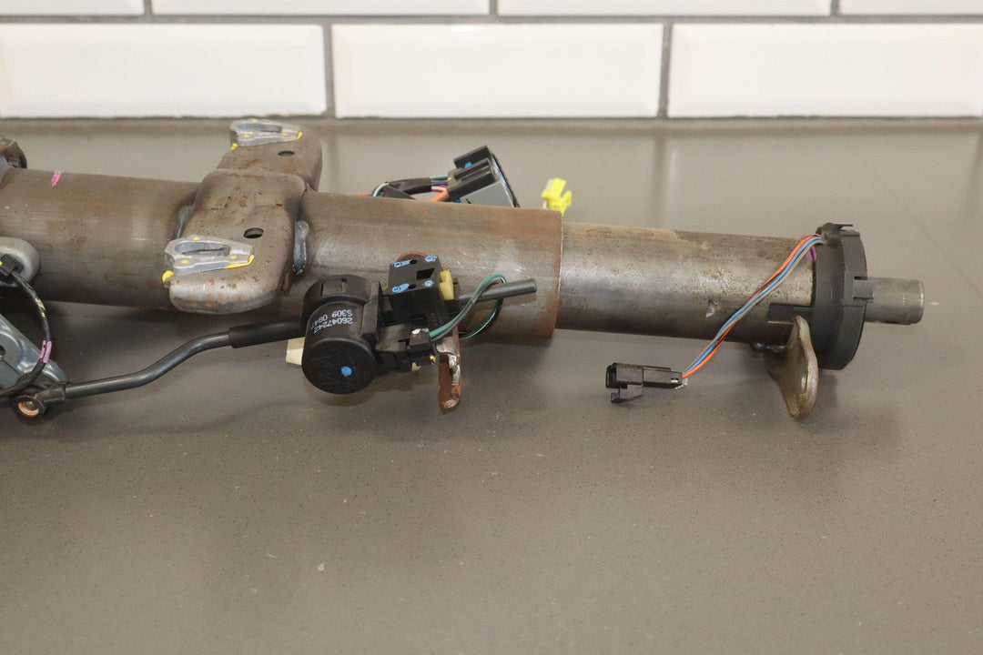 97 Chevy Suburban GMT400 OBS Tilt Steering Column with Key/Switches OEM