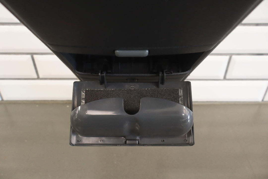 97 GMC Suburban GMT400 Overhead Roof Console Neutral OEM