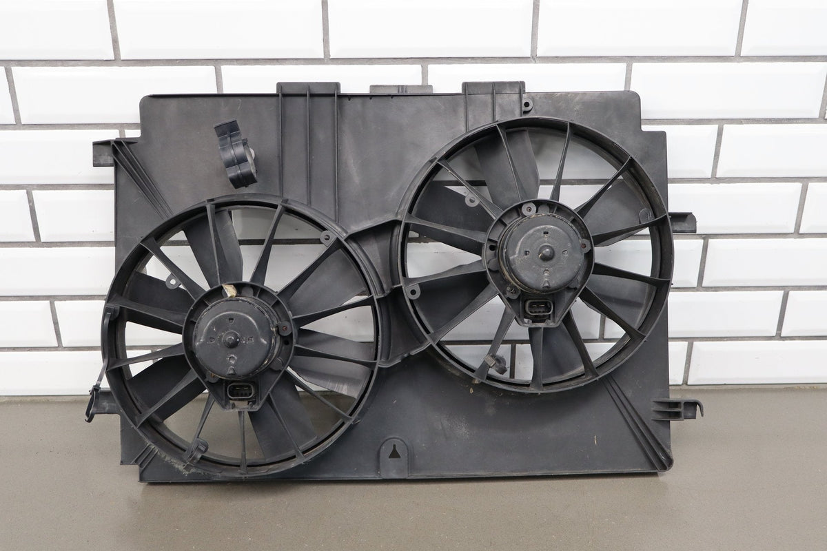 98-02 Chevrolet Camaro Pontiac Firebird 5.7L LS1 Engine Cooling Motor Assembly