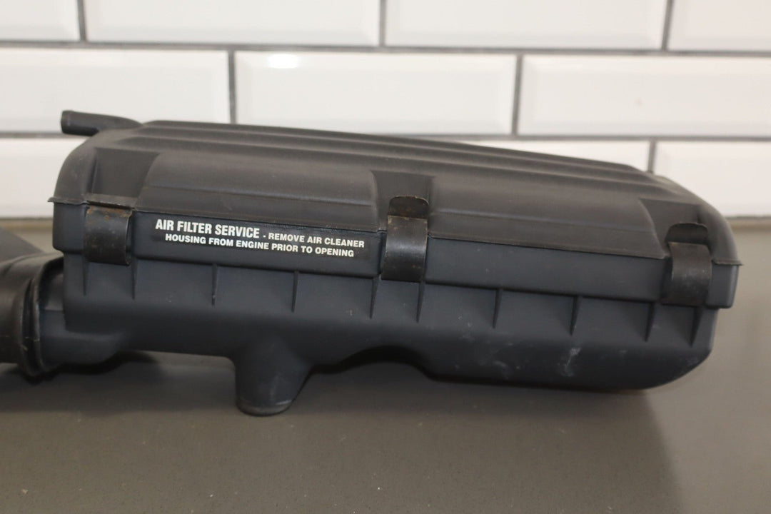 98 - 02 Dodge Ram 5.9L Gas 2nd Gen Air Cleaner Assembly Air Box Intake Tube