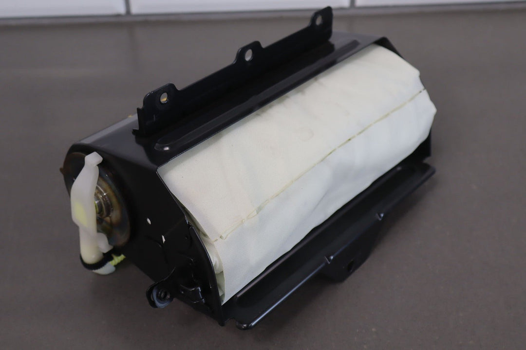 98 - 02 Lexus LX470 Right Passenger Dash Mounted Airbag