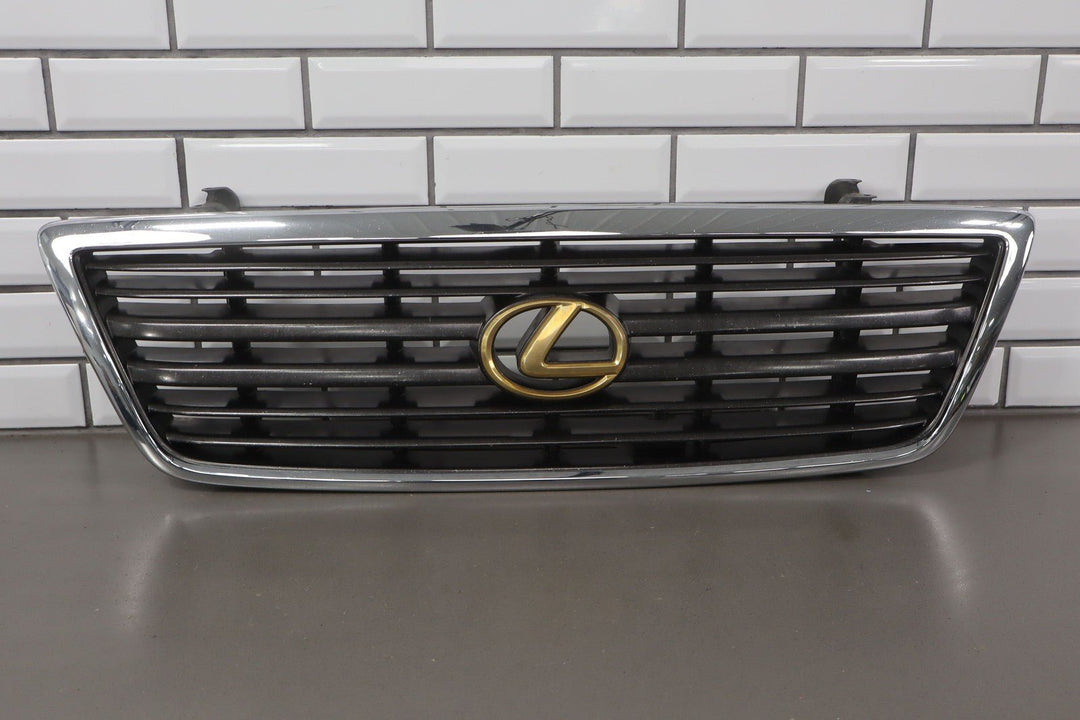 98 - 02 Lexus LX470 Upper Grille OEM *Peeling Chrome*