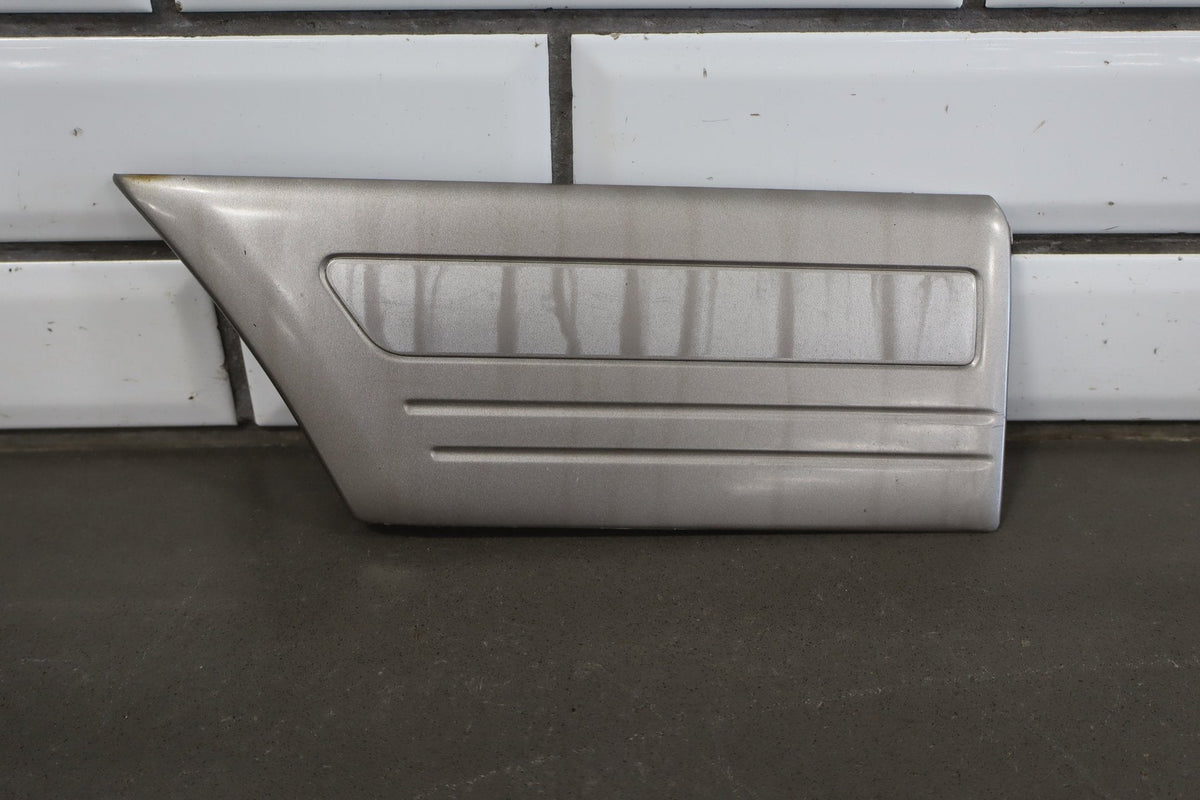 98-02 Toyota Land Cruiser Left Fender Molding (White 056)