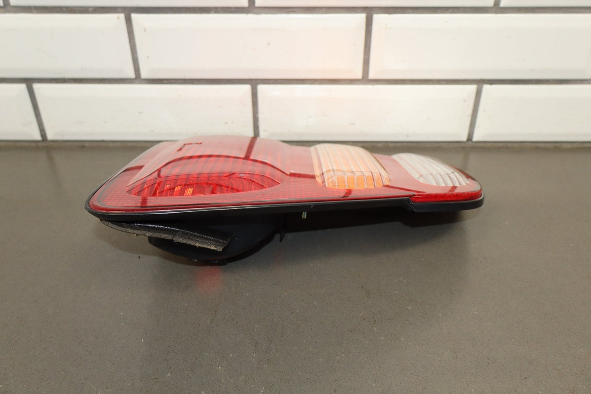 98-02 Toyota Land Cruiser Left Inner Tail Light Tested
