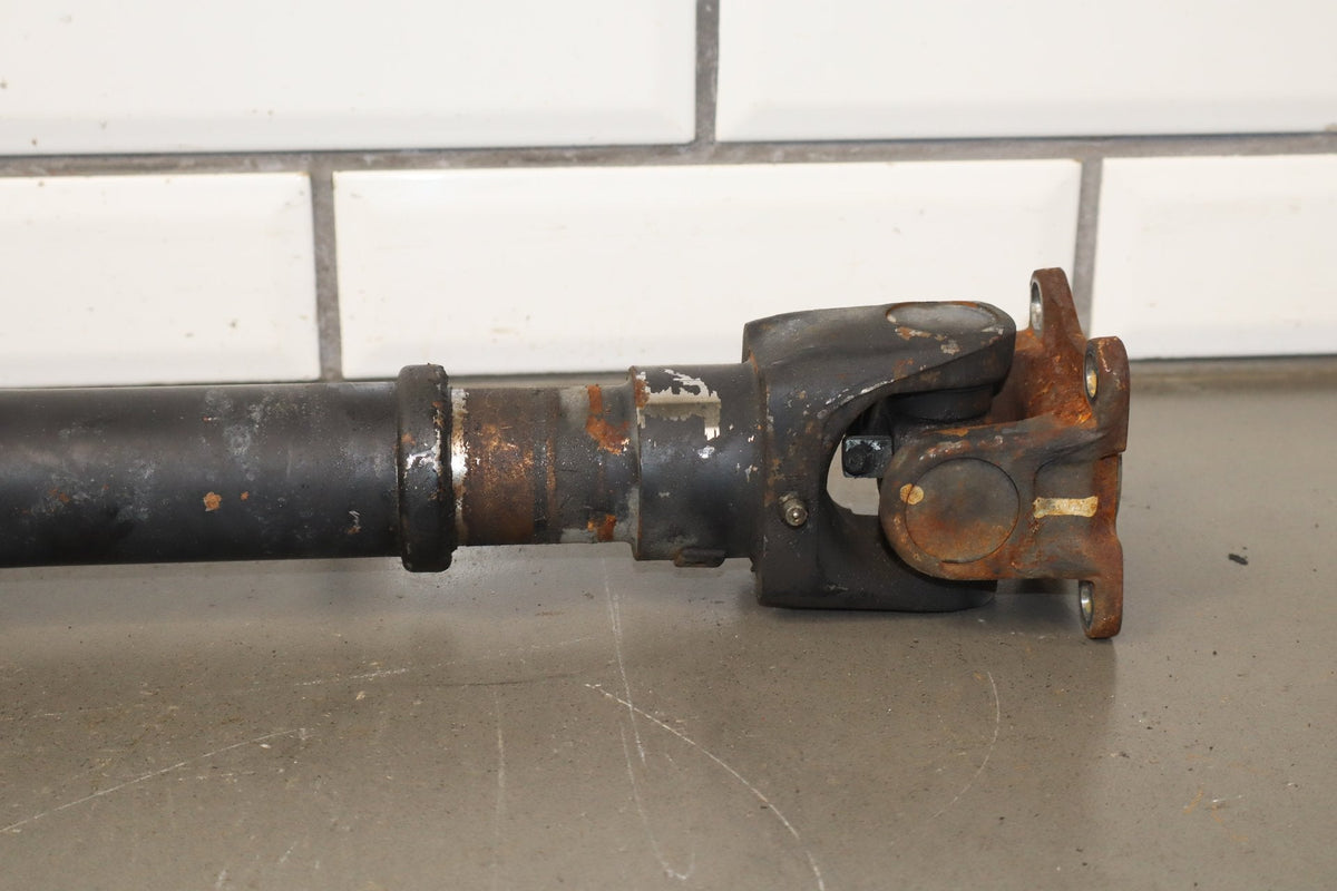 98-02 Toyota Land Cruiser Lexus LX470 Front Drive Shaft