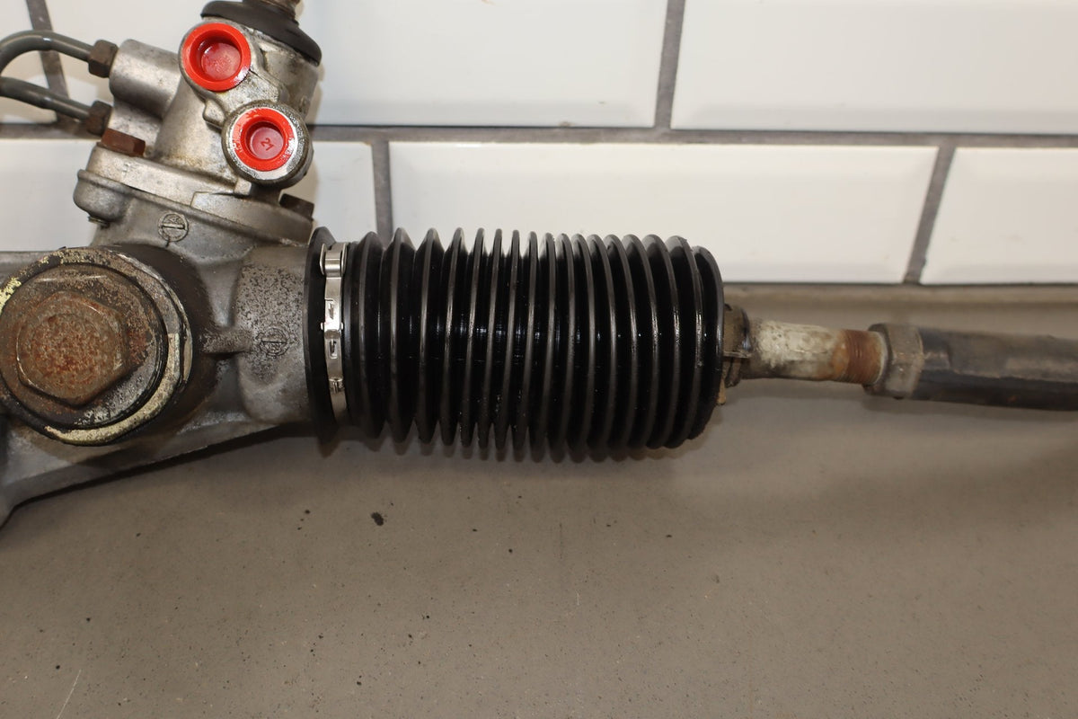 98-02 Toyota Land Cruiser LX470 Power Steering Rack w/ Tie Rods