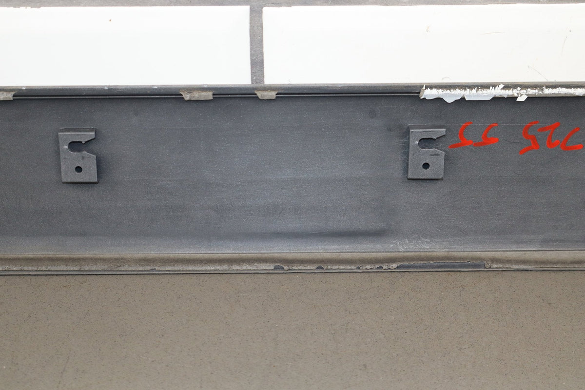 98-02 Toyota Land Cruiser Right Front Door Molding (White 056)