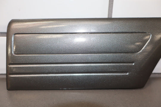 98 - 02 Toyota Land Cruiser Right Passenger Fender Molding *Appears Repainted*
