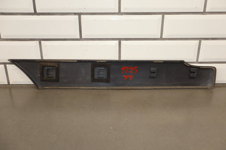 98-02 Toyota Land Cruiser Right Quarter Molding (White 056)