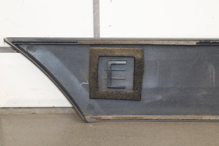 98-02 Toyota Land Cruiser Right Quarter Molding (White 056)