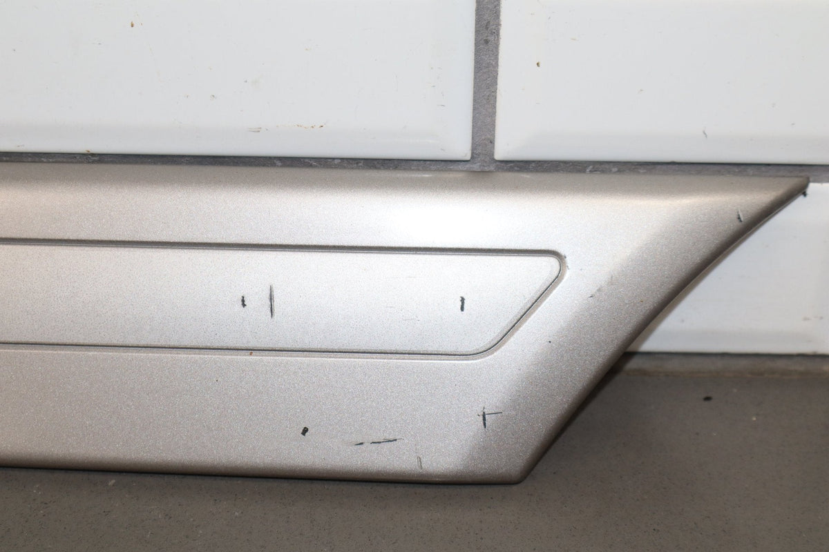 98-02 Toyota Land Cruiser Right Quarter Molding (White 056)