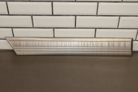 98-02 Toyota Land Cruiser Right Rear Door Molding (White 056)