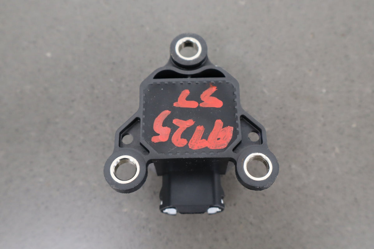 98-05 Toyota 4Runner Lexus GS300 Decel Deceleration Sensor 89441-30050 OEM