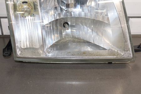 98-05 Toyota Land Cruiser Right Headlight 81010-60072